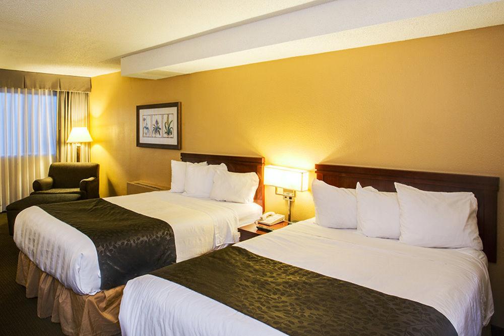 Clarion Hotel Milwaukee Airport Kültér fotó