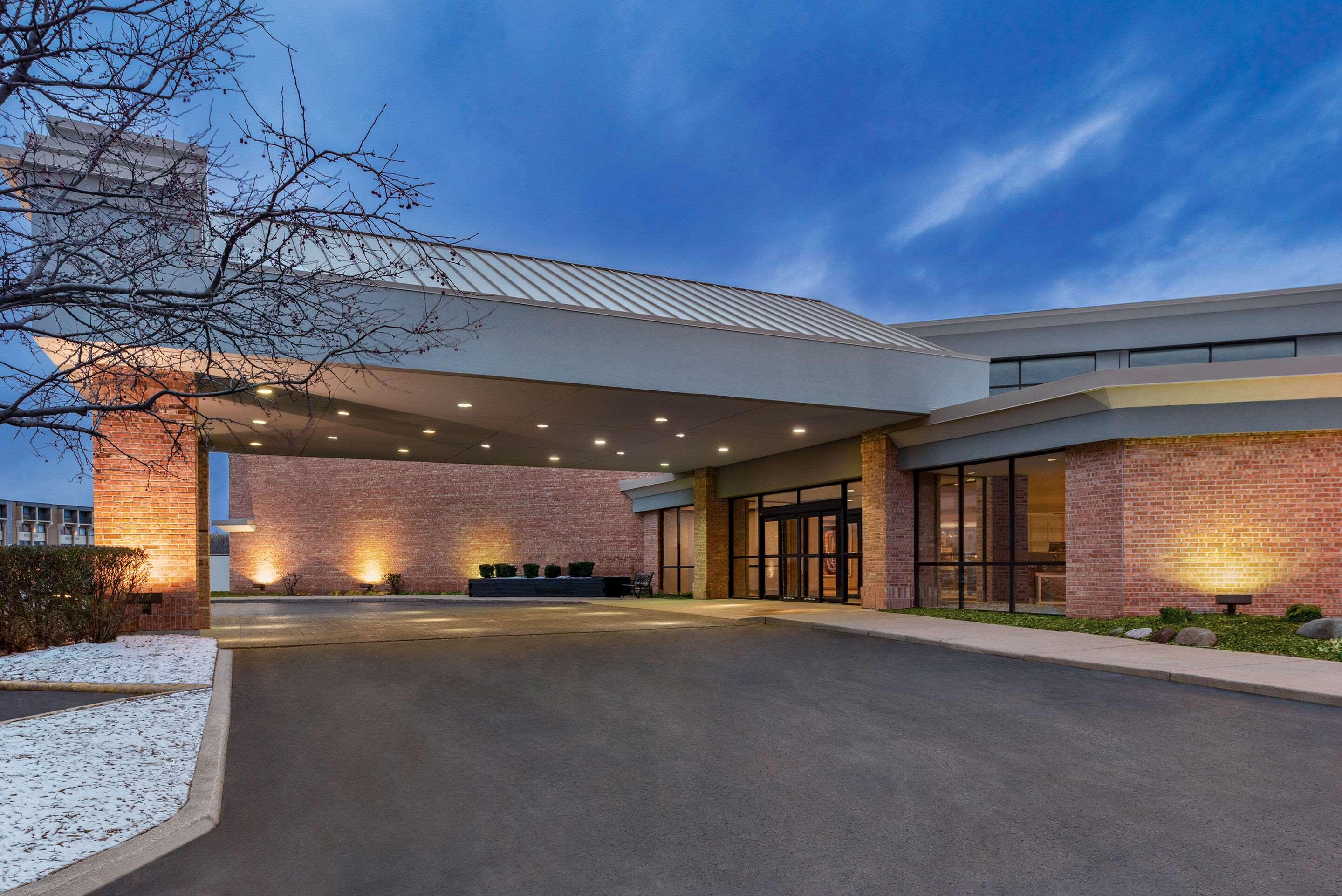 Clarion Hotel Milwaukee Airport Kültér fotó