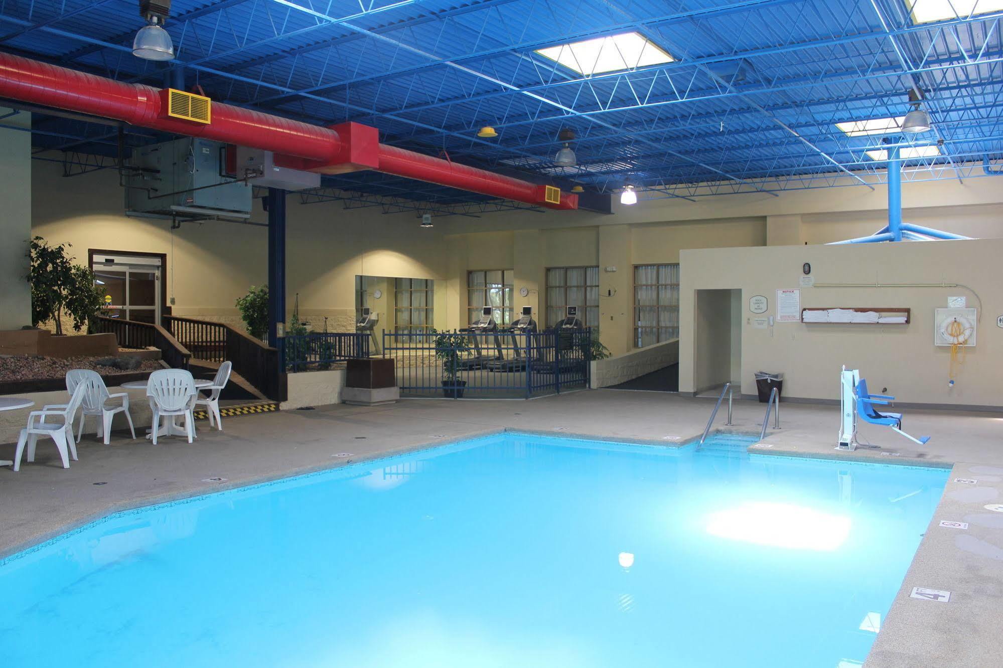 Clarion Hotel Milwaukee Airport Kültér fotó